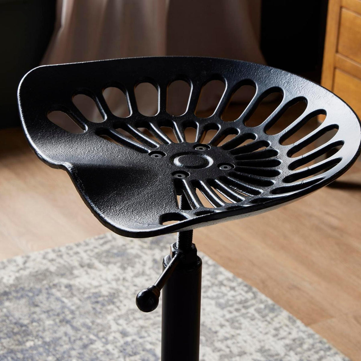 Adjustable Tractor Seat - BLACK