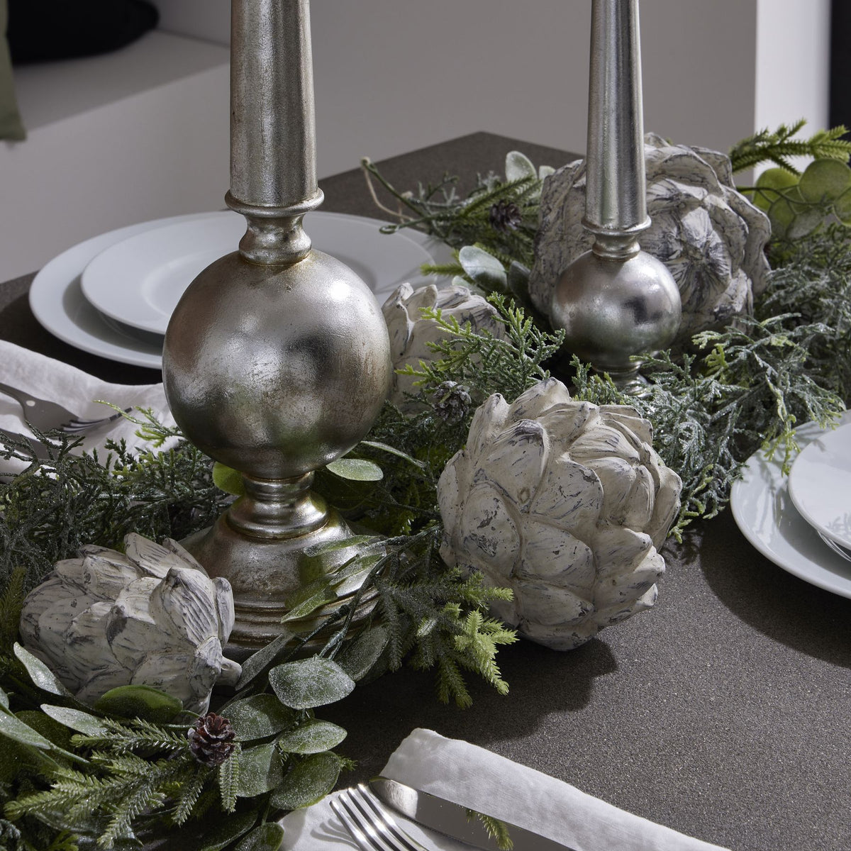 Garda Decorative Small Artichoke - ANTIQUE WHITE