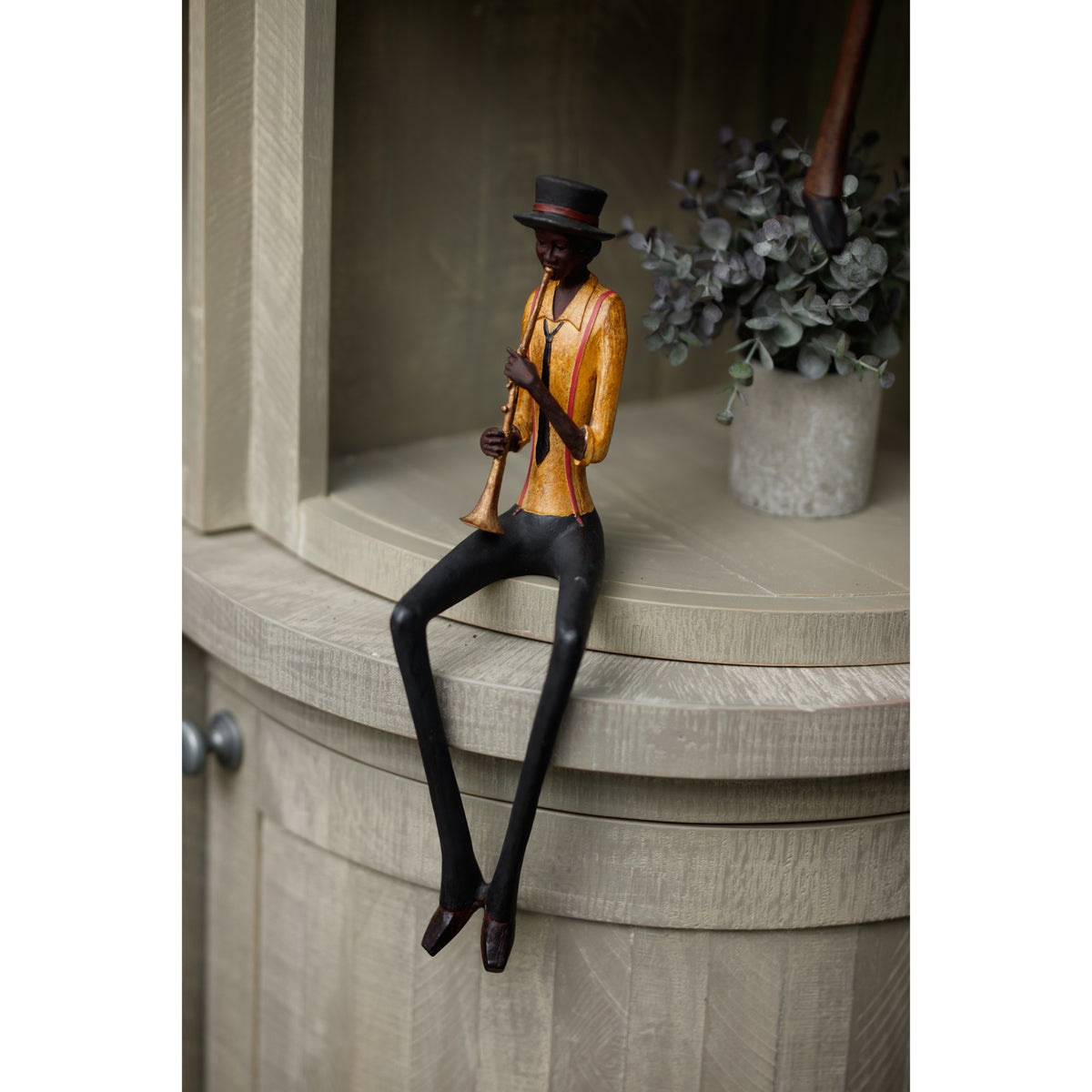 Sitting Jazz Band Trumpeter - BROWN