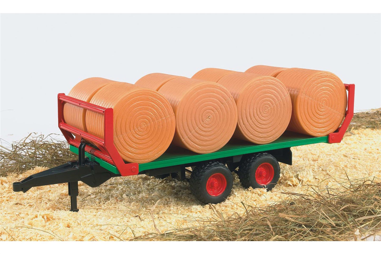 Bale transport trailer with 8 round bales