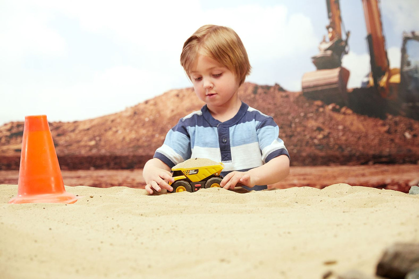 Rhino Construction Building Sounds - Dump Truck *