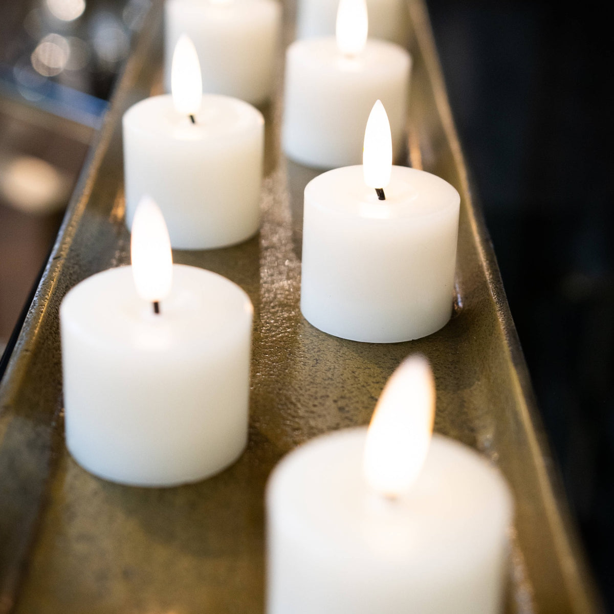 Luxe Collection Set Of 6 Natural Glow Led Tealight Candles - WHITE