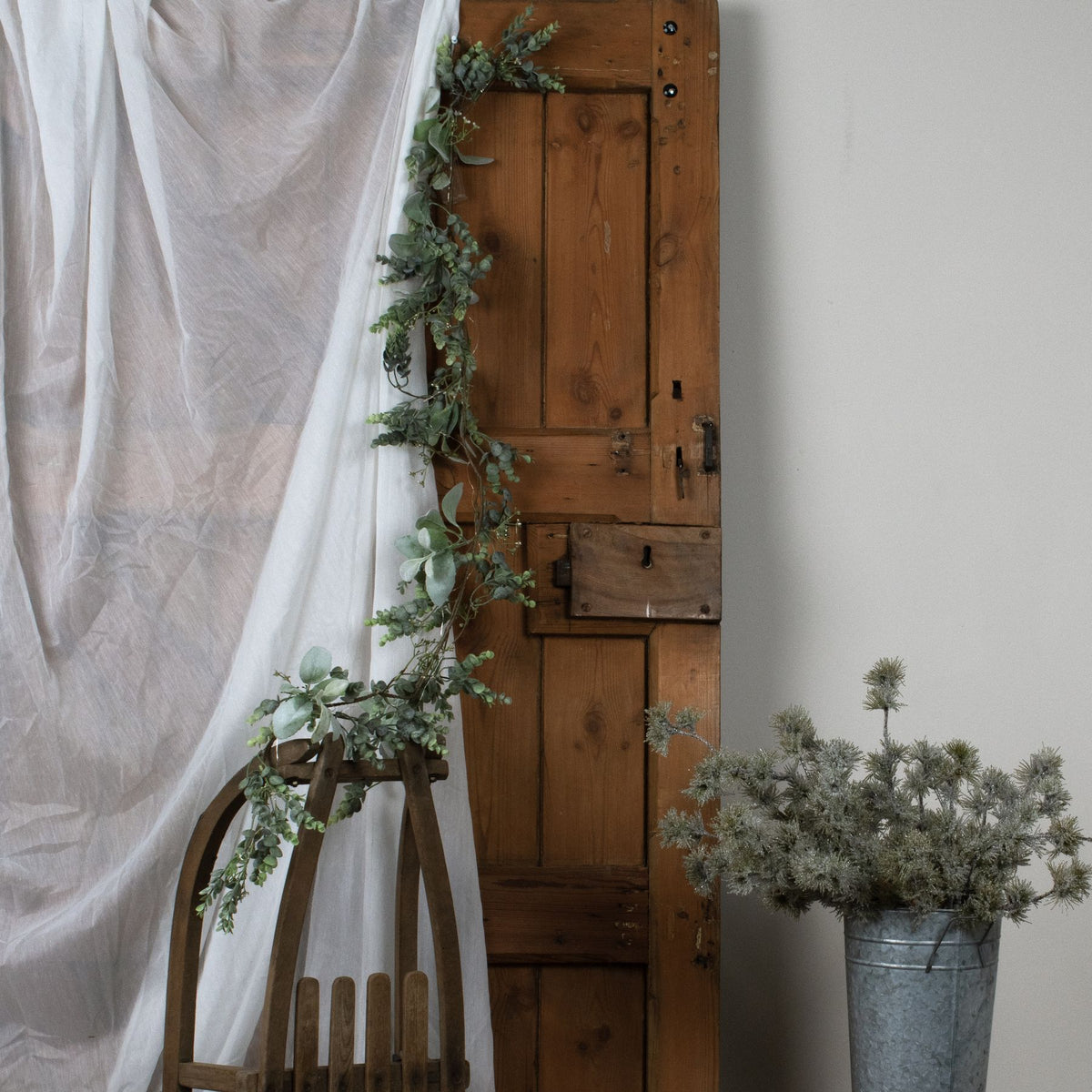 Winter Garland With Eucalyptus And Lambs Ear - GREEN