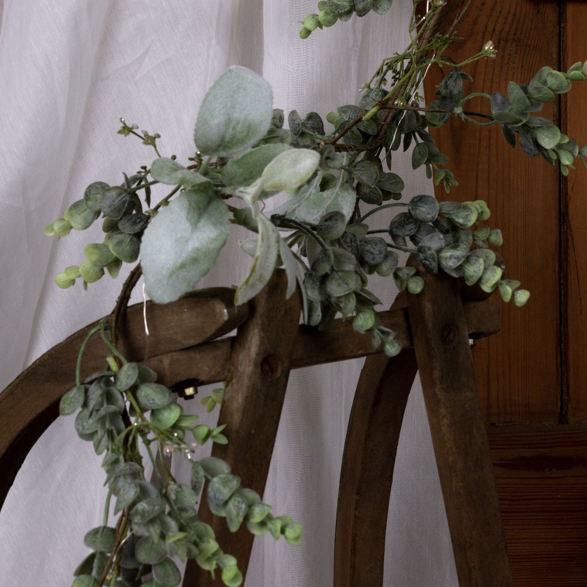 Winter Garland With Eucalyptus And Lambs Ear - GREEN