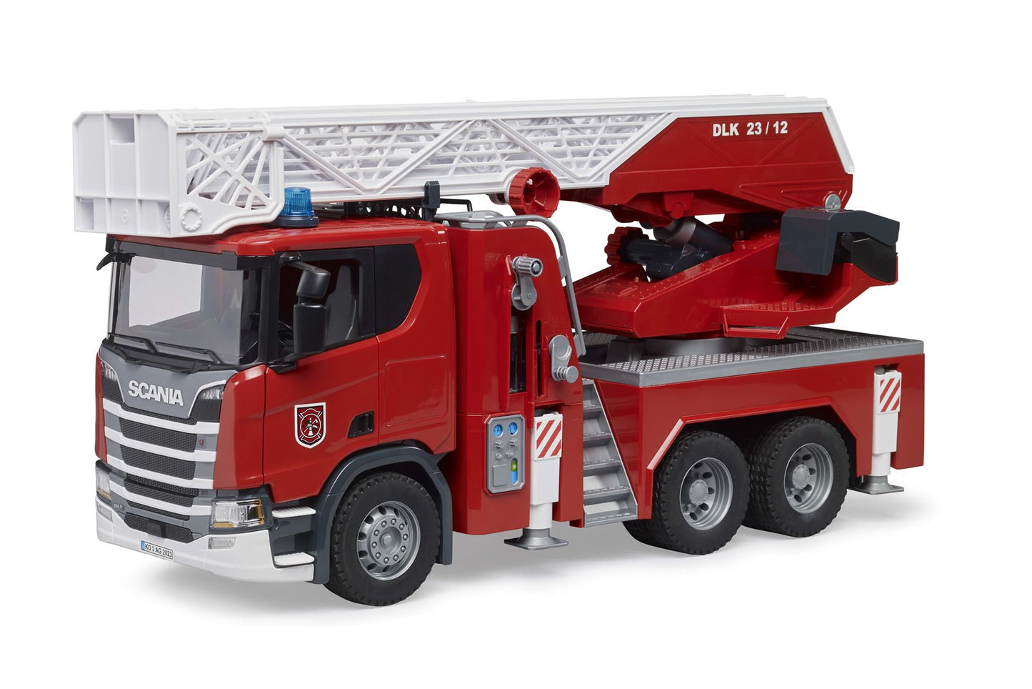 Scania Super 560R Fire engine with ladder, waterpump and L+S - 17349