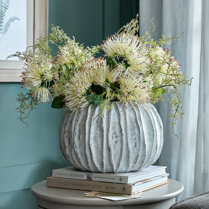 Lorenzo Rotund Fin Vase - WHITE