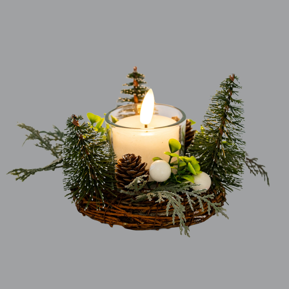Small Brush Tree Candle Wreath With Berries And Pinecones - GREEN