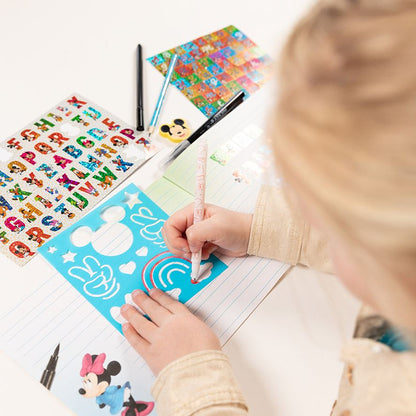 MICKEY AND FRIENDS DOODLE & HAND LETTERING SET