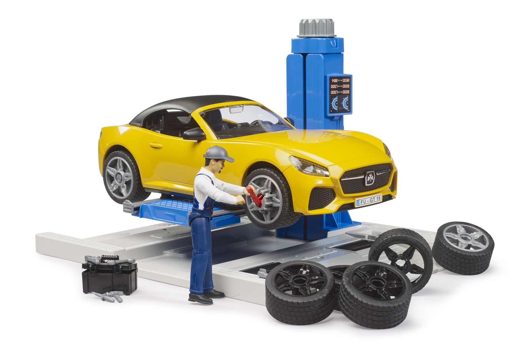 bworld Car Service Centre + BRUDER Roadster