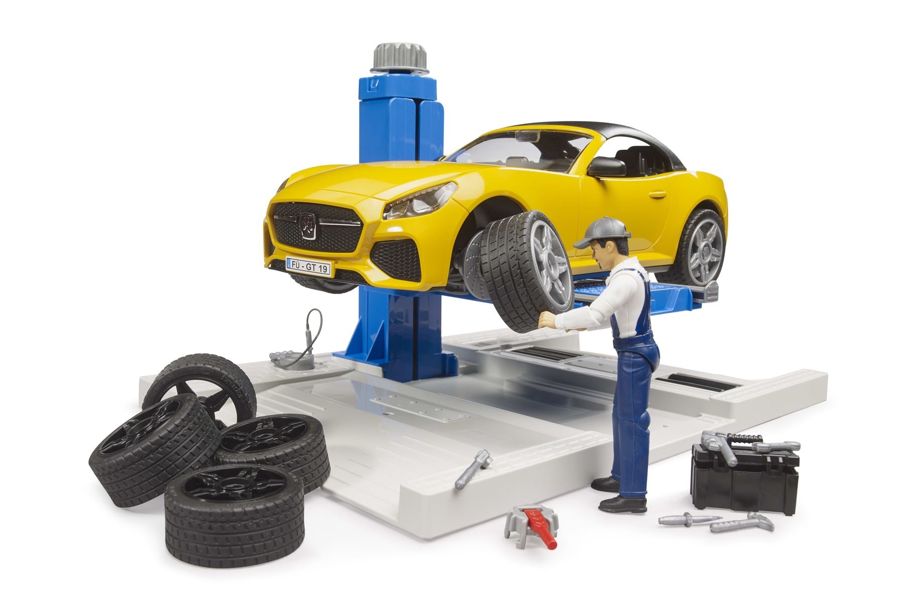 bworld Car Service Centre + BRUDER Roadster