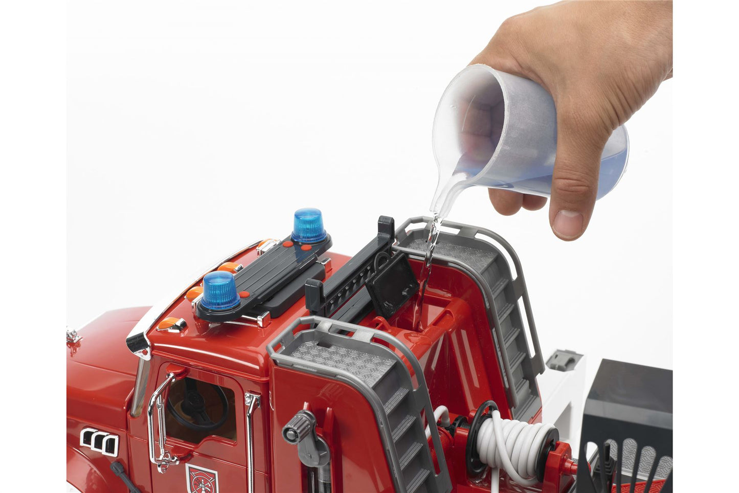 MACK Granite Fire engine with ladder, waterpump and L+S Modu - 17138