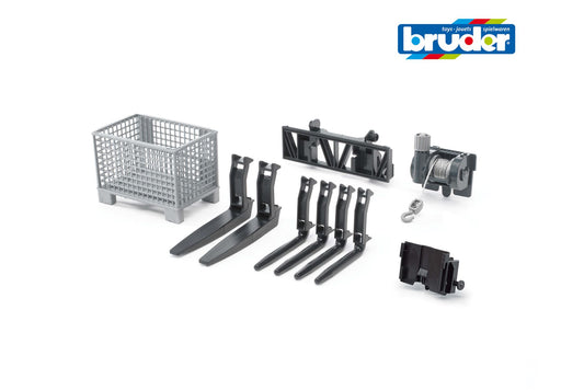 Accessories: Boy-type pallet, winch and forks for frontloade