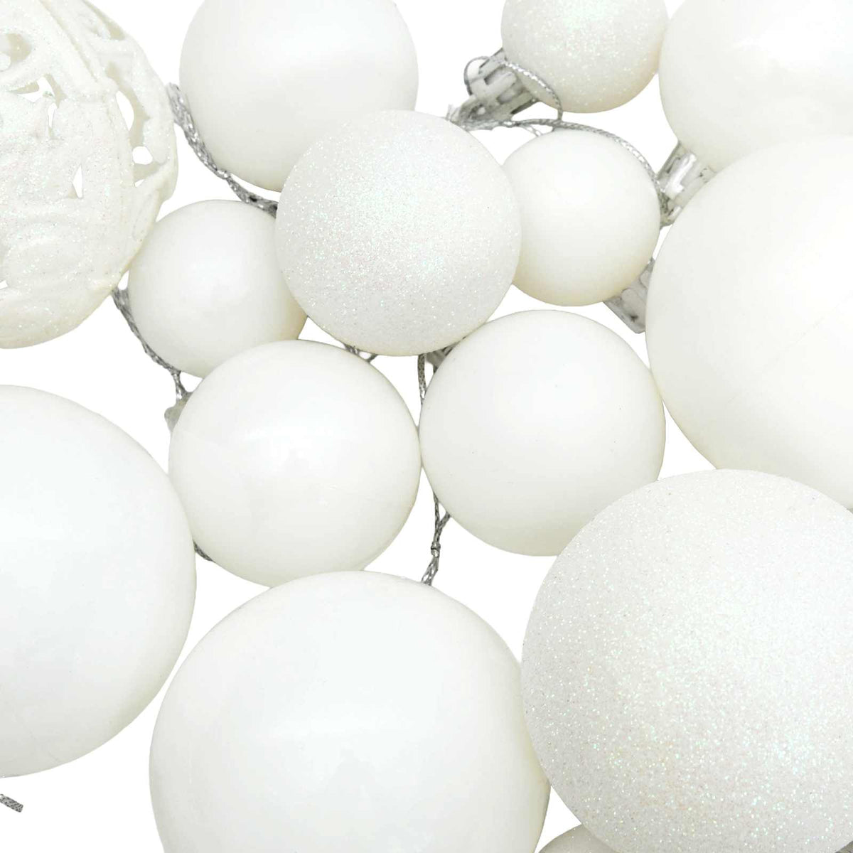 330082 vidaXL 100 Piece Christmas Ball Set White - 6 x 6 x 6 cm