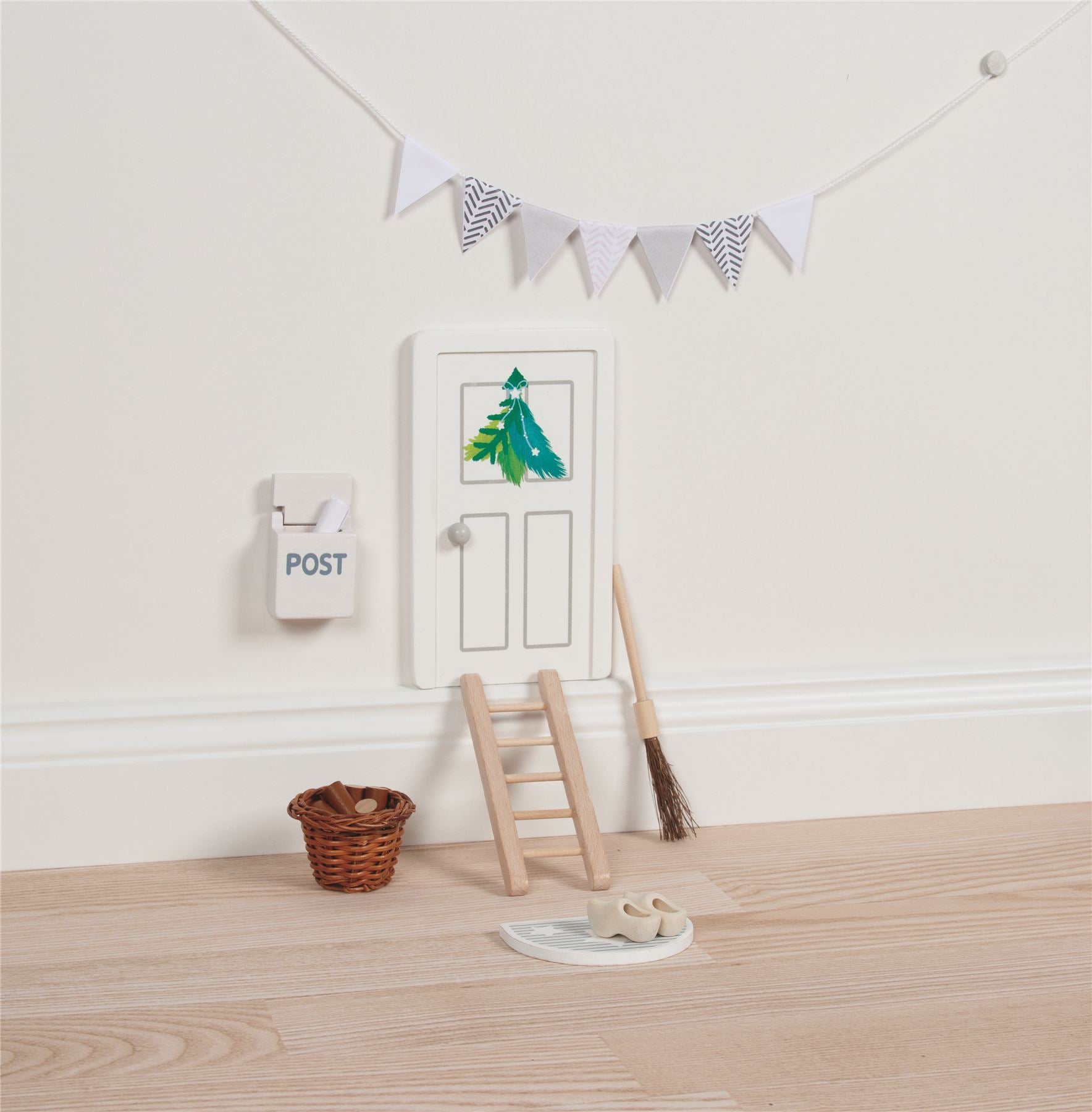 Elf Door 5 Piece Wooden