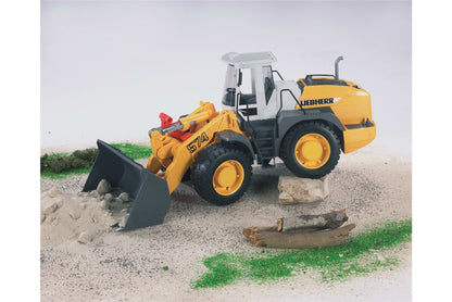 Liebherr Articulated road loader L574
