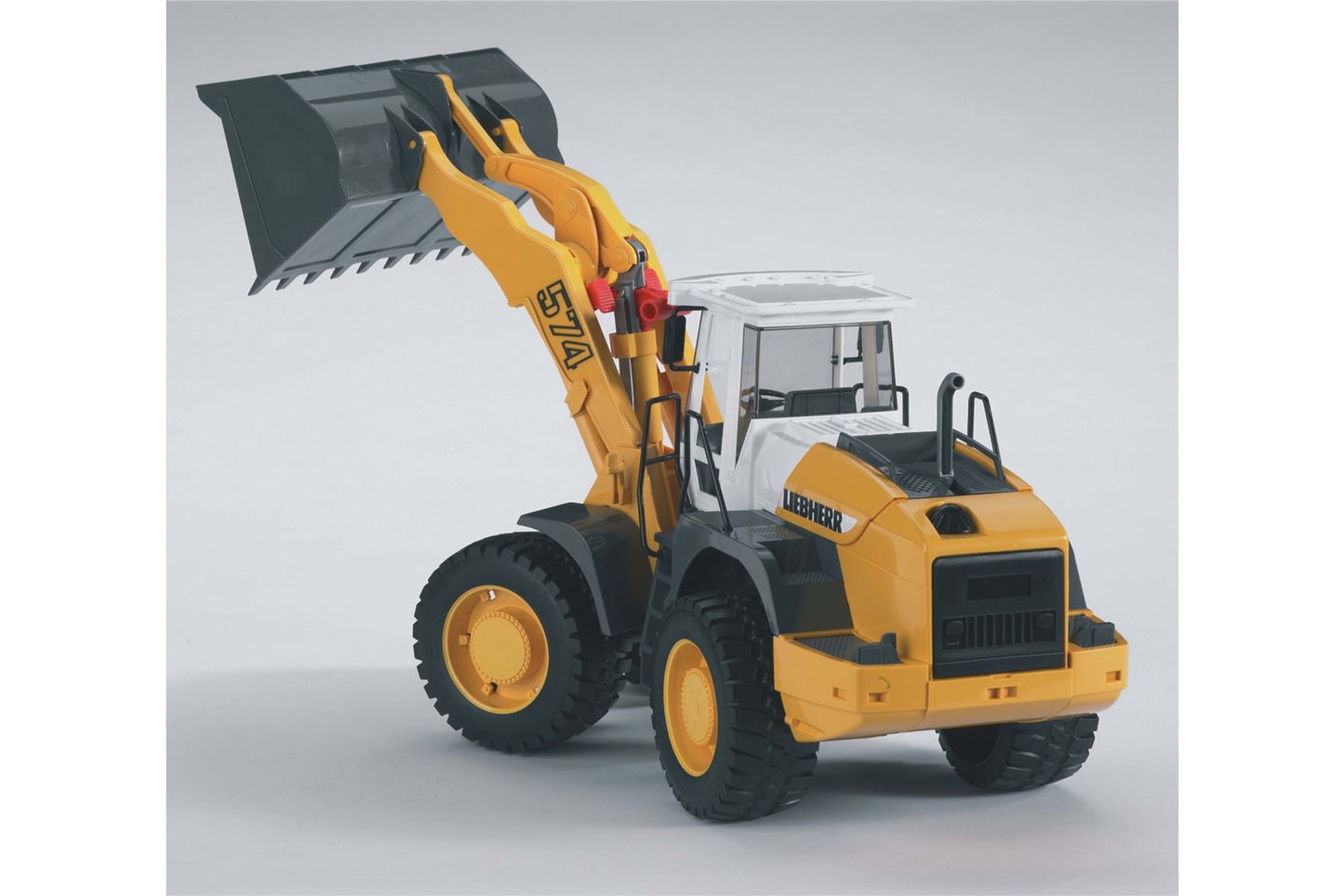 Liebherr Articulated road loader L574