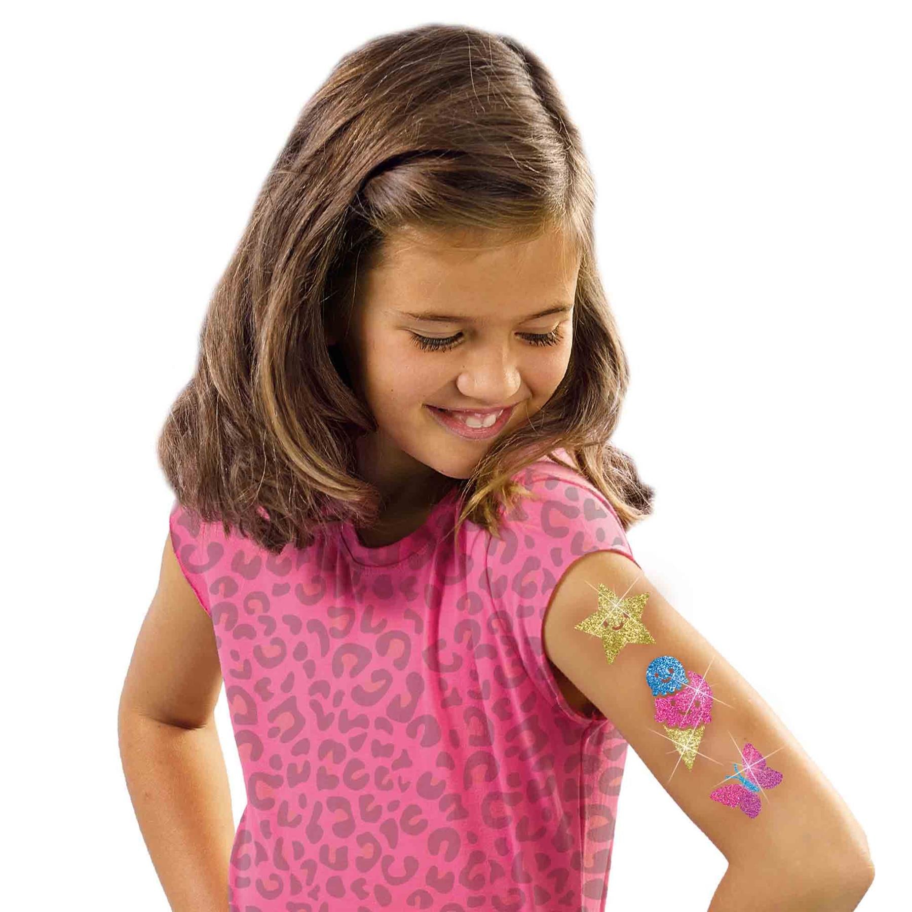 Fashion glitter tattoos