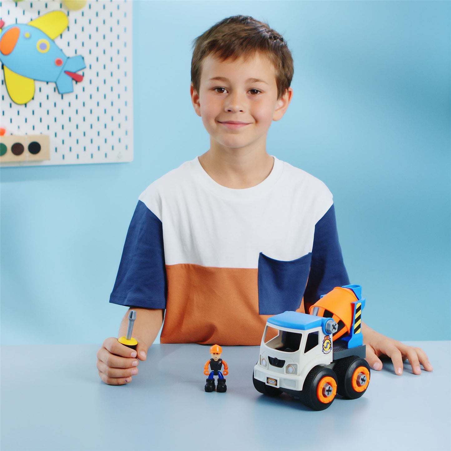 City Service - Cement Truck*