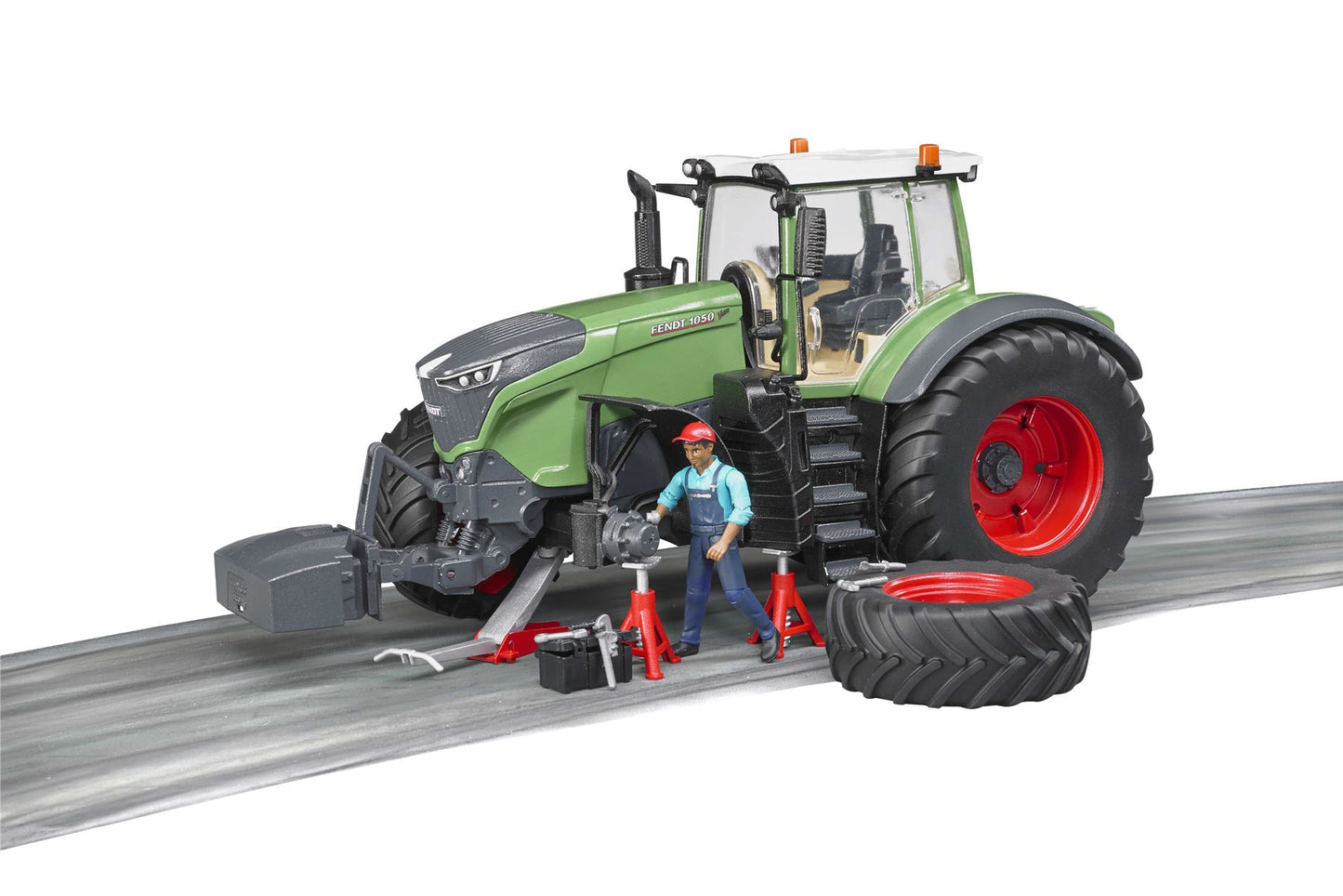 Fendt 1050 Vario with mechanic and garage equipment